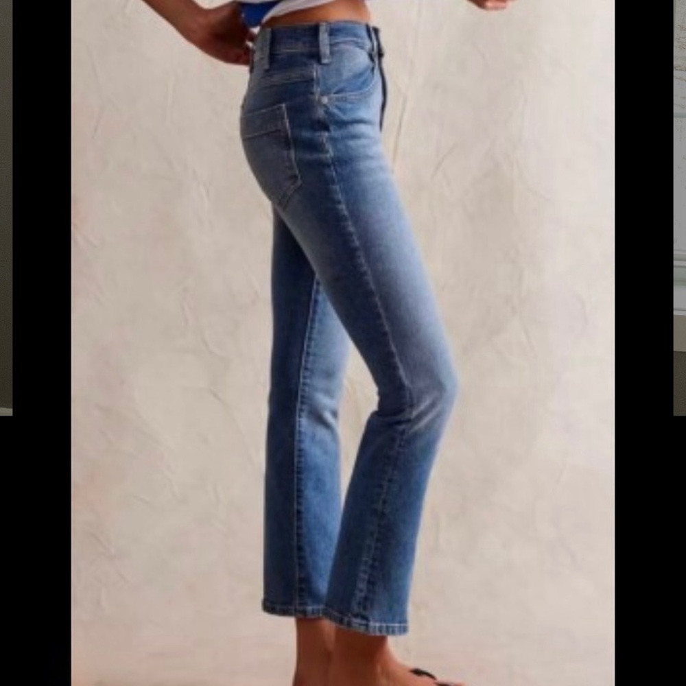 We The Free Blue Jeans. NWT. Size 27